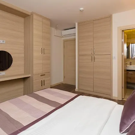 Apartahotel Princess 4*