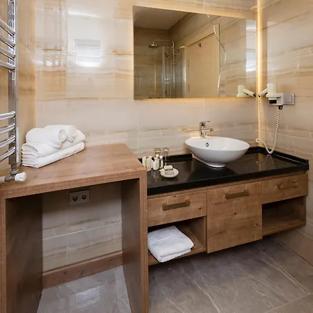 Princess Aparthotel 4*